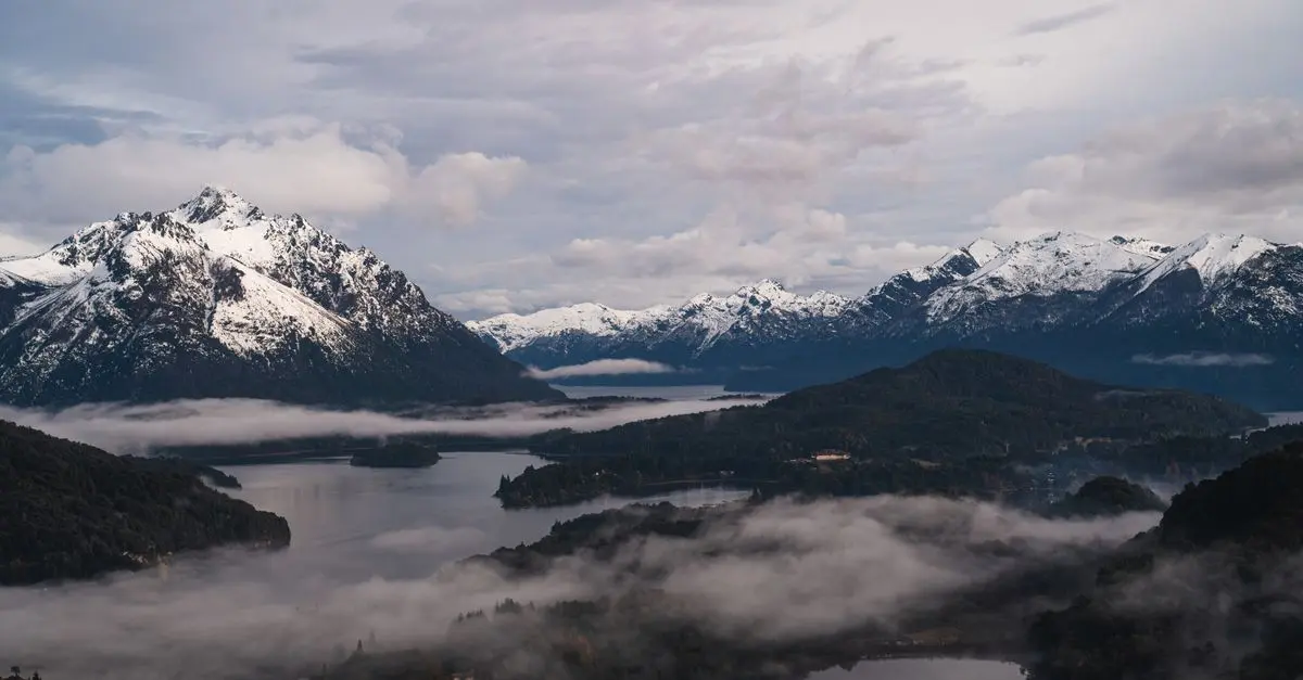 Top 10 World Travel Destinations to Visit for Adventure Seekers
