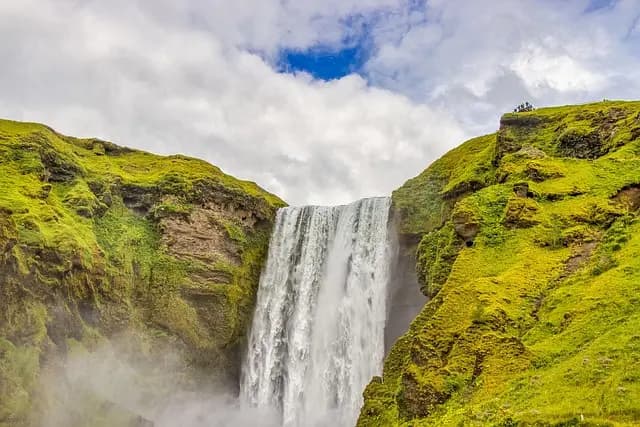 Top 10 Emerging Travel Destinations to Explore