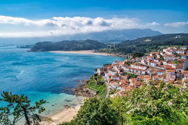 10 Hidden Travel Gems Around the World to Discover