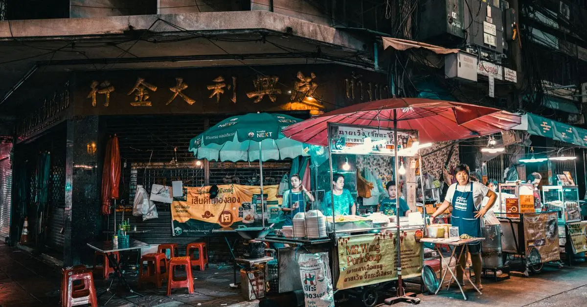 10 Essential Experiences for Every World Traveler