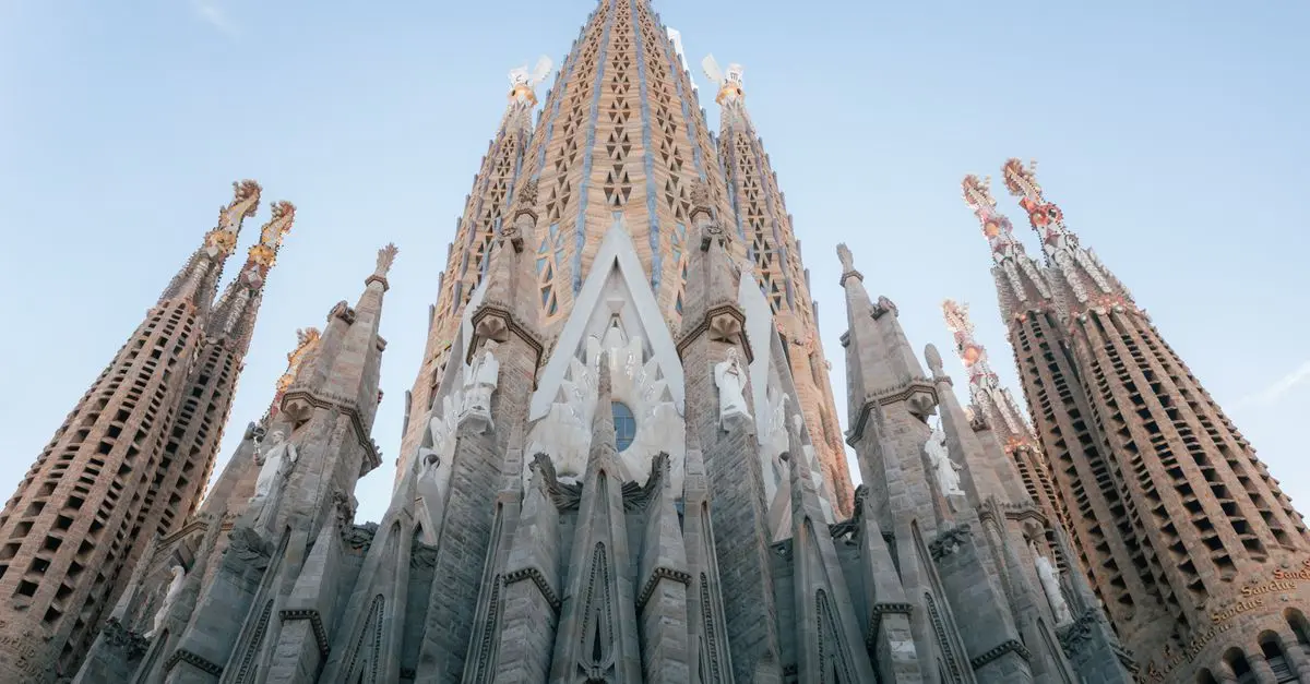 Top 10 Timeless World Travel Destinations You Should Visit