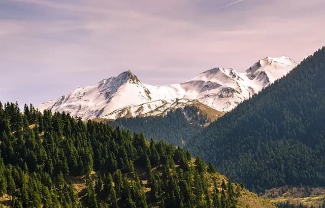 10 Essential Tips for Traveling Sustainably