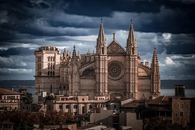 10 Must-Visit Unique World Travel Destinations