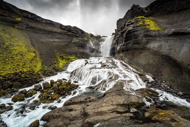 Top 10 Scenic World Travel Destinations to Experience