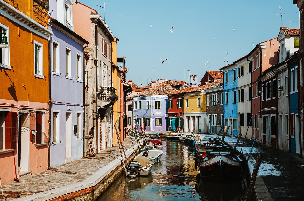 A Comprehensive Guide to the Best Travel Destinations
