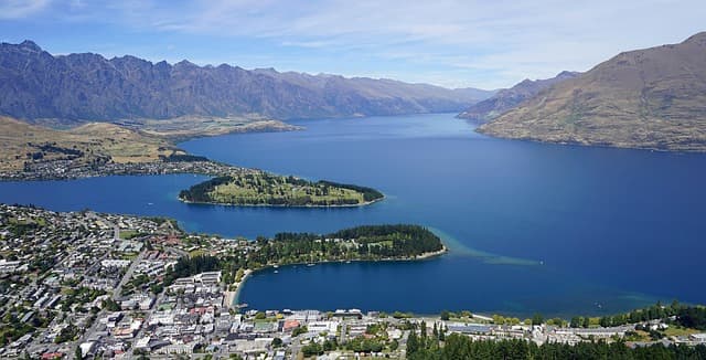 10 Must-Visit World Travel Destinations for Adventure Seekers
